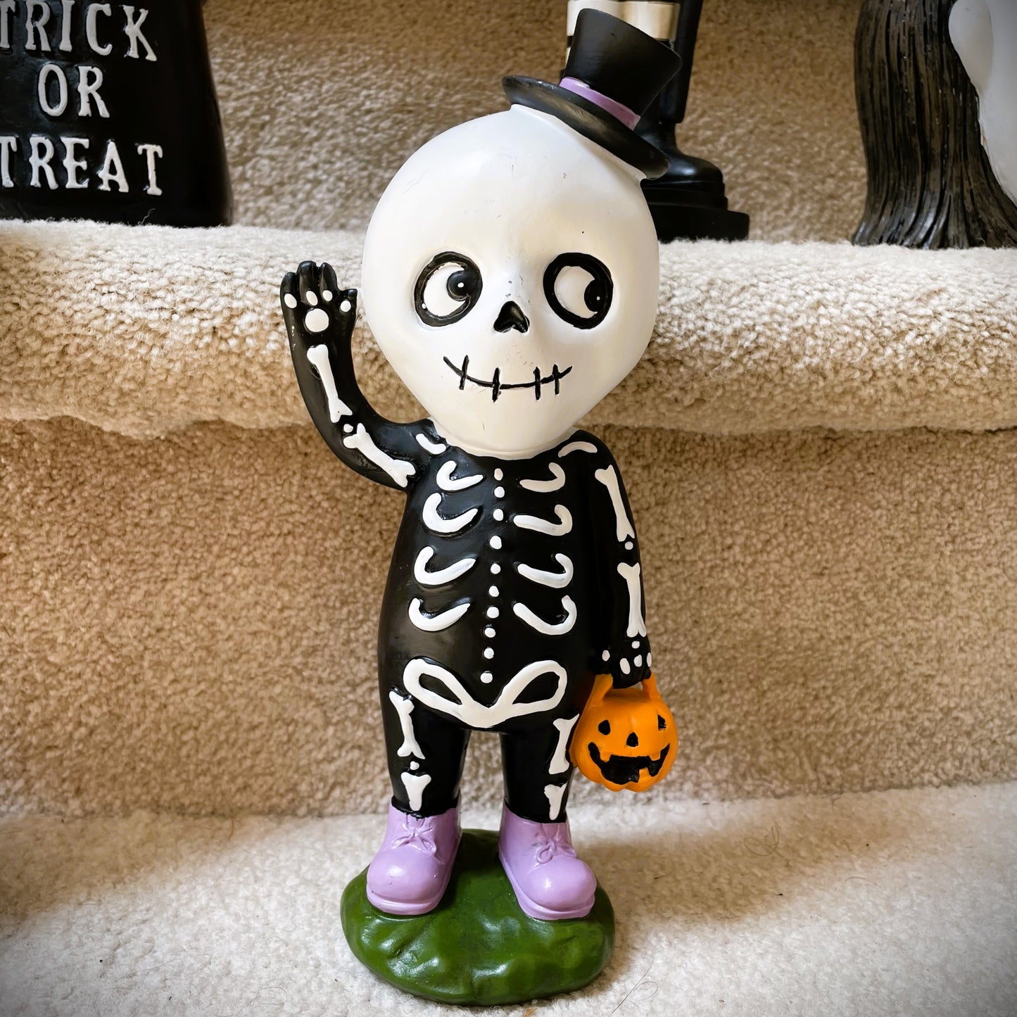 Trick or Treating Halloween Skeleton
