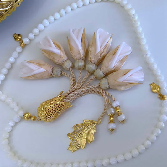 Rosary - off white with roses