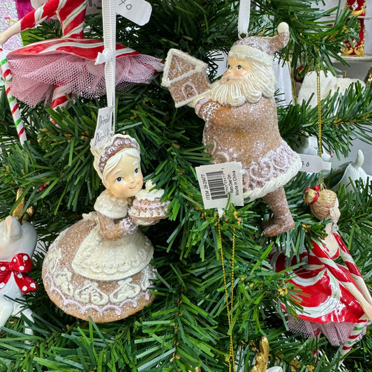 Santa and Mrs Clause Gingerbread Ornament